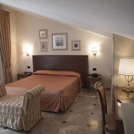 Hotel La Colonnina Monterosso al Mare Exterior foto